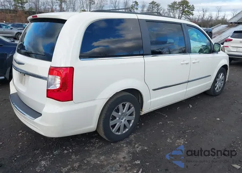 2013 Chrysler Town & Country Touring z USA, uszkodzony, nr VIN 2C4RC1BG5DR631465